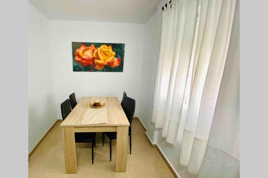 “Smile Nerja” Chic Apartment With Wifi, 4 Guests Exterior foto