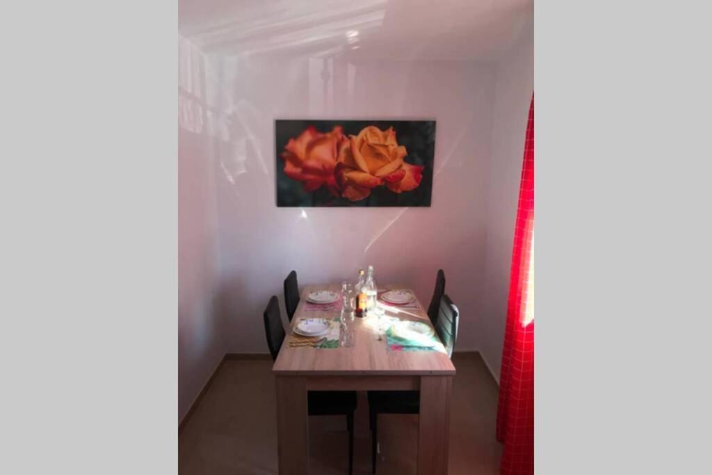 “Smile Nerja” Chic Apartment With Wifi, 4 Guests Exterior foto
