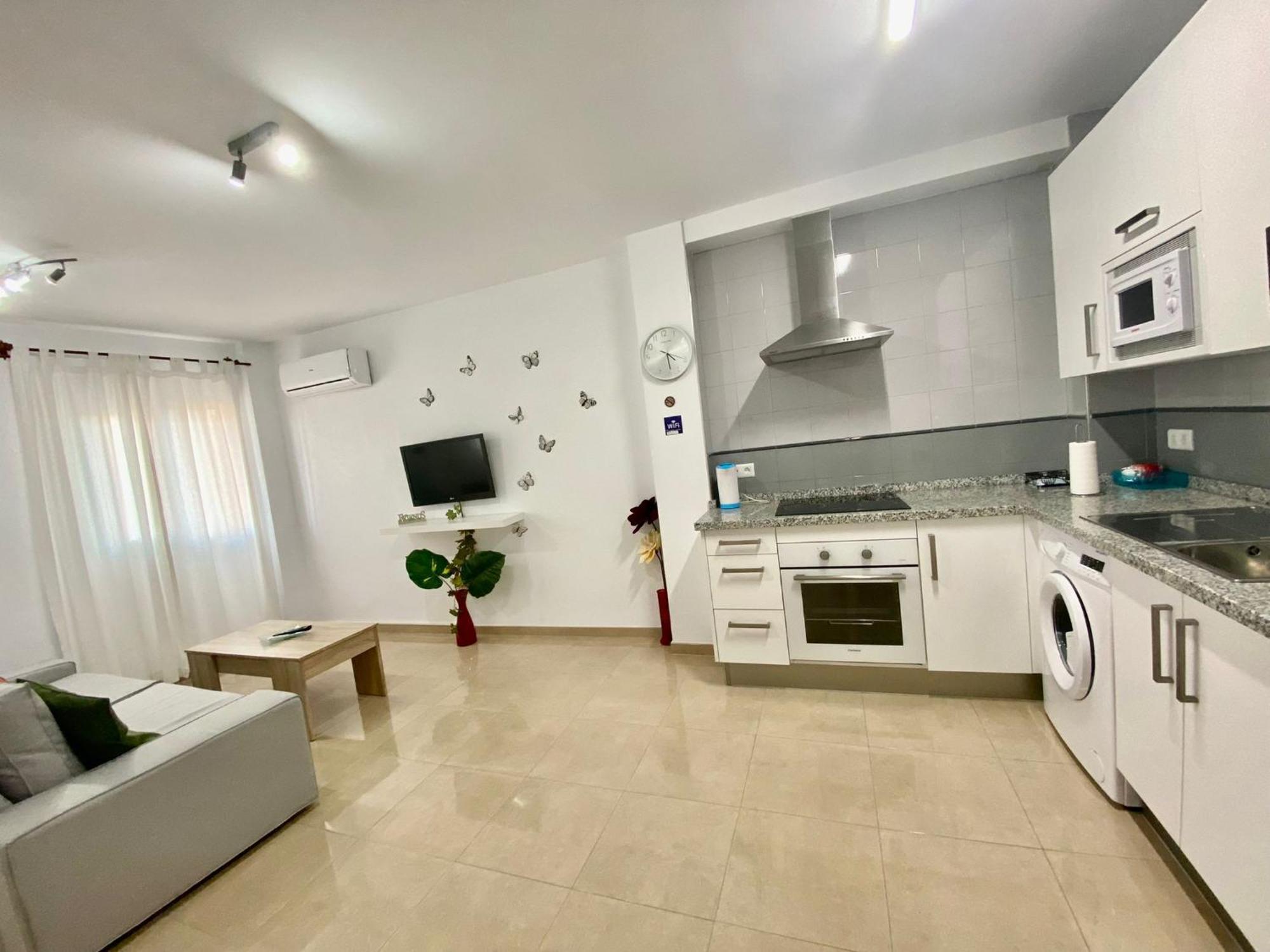 “Smile Nerja” Chic Apartment With Wifi, 4 Guests Exterior foto