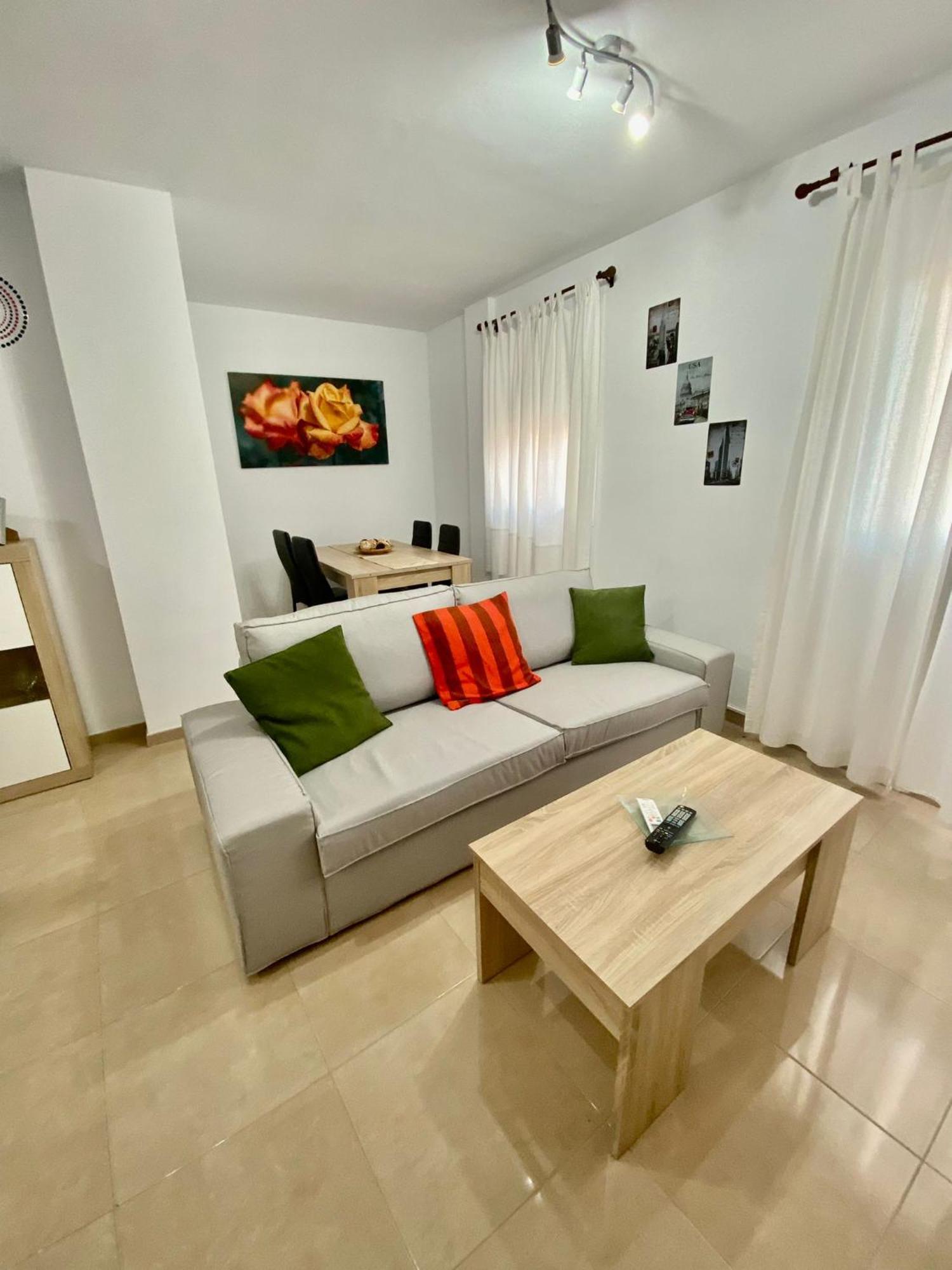 “Smile Nerja” Chic Apartment With Wifi, 4 Guests Exterior foto